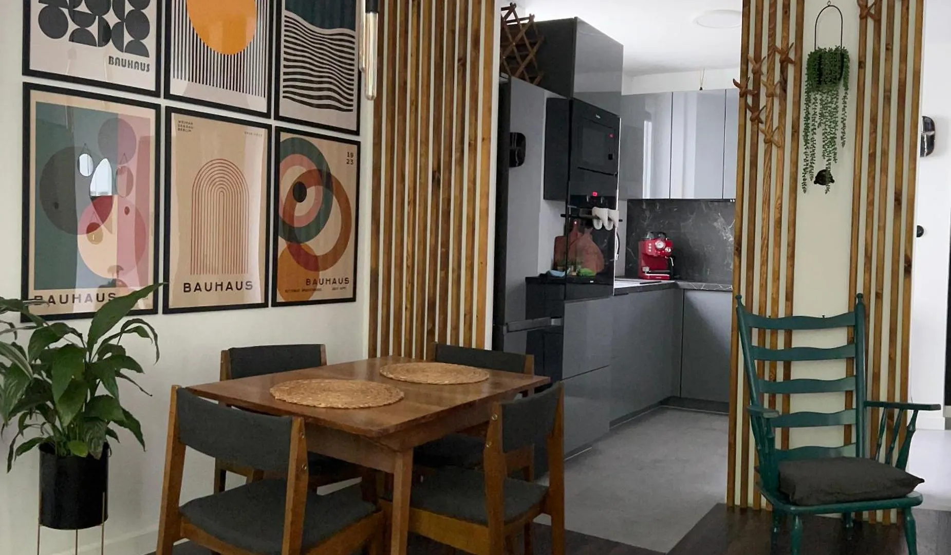 Metro Trocka Apartment Warsaw 0*,  Poland